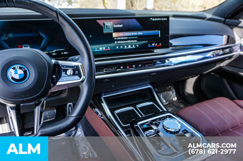 Used 2025 BMW i7 eDrive50 w/ M Sport Package RWD image 35