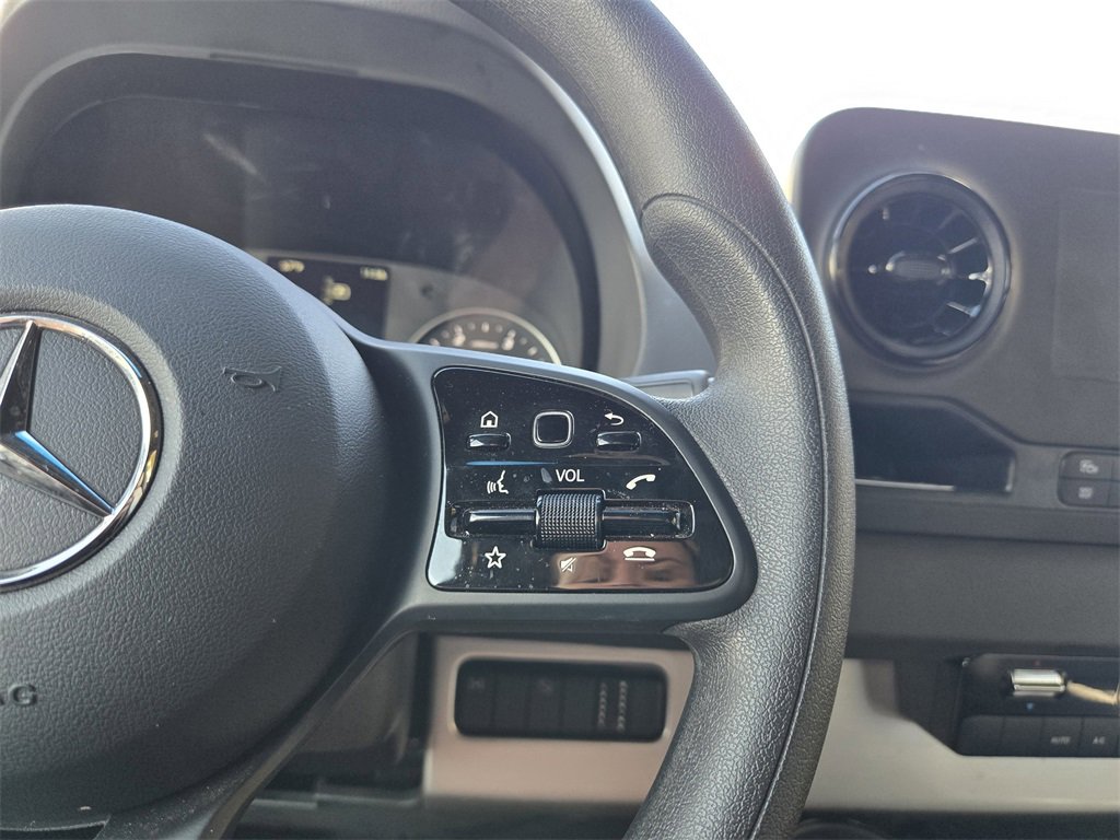 Used 2021 Mercedes-Benz Sprinter 144 Cargo image 17