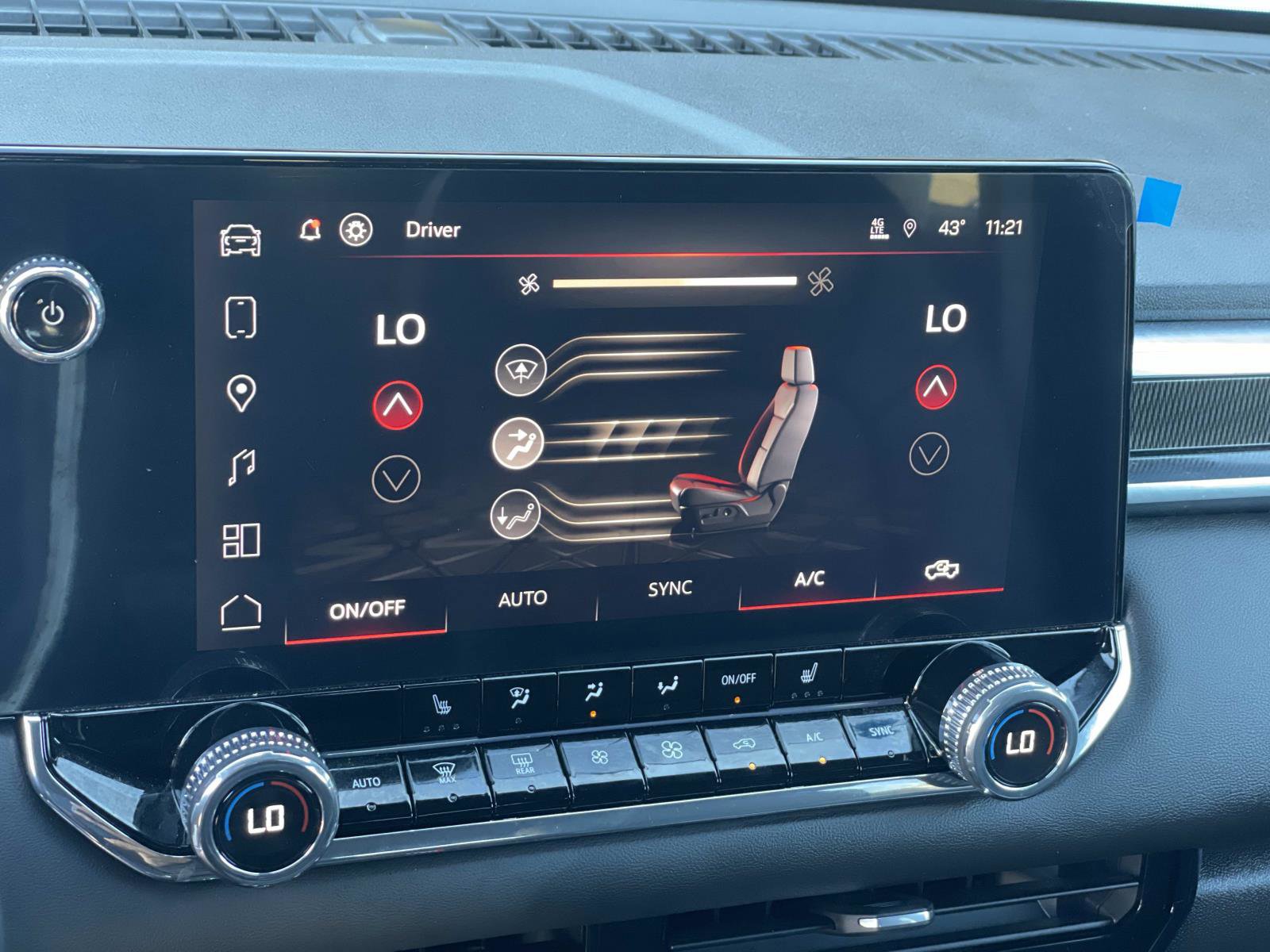 Used 2025 GMC Canyon Elevation w/ Convenience Package image 14