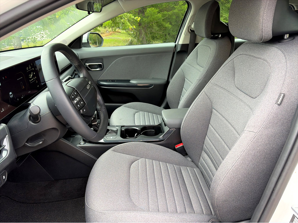 Used 2025 Kia K4 EX FWD image 8