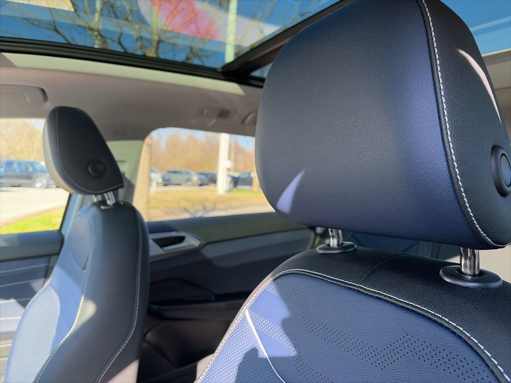 New 2026 Volkswagen Taos SEL AWD/4WD image 22