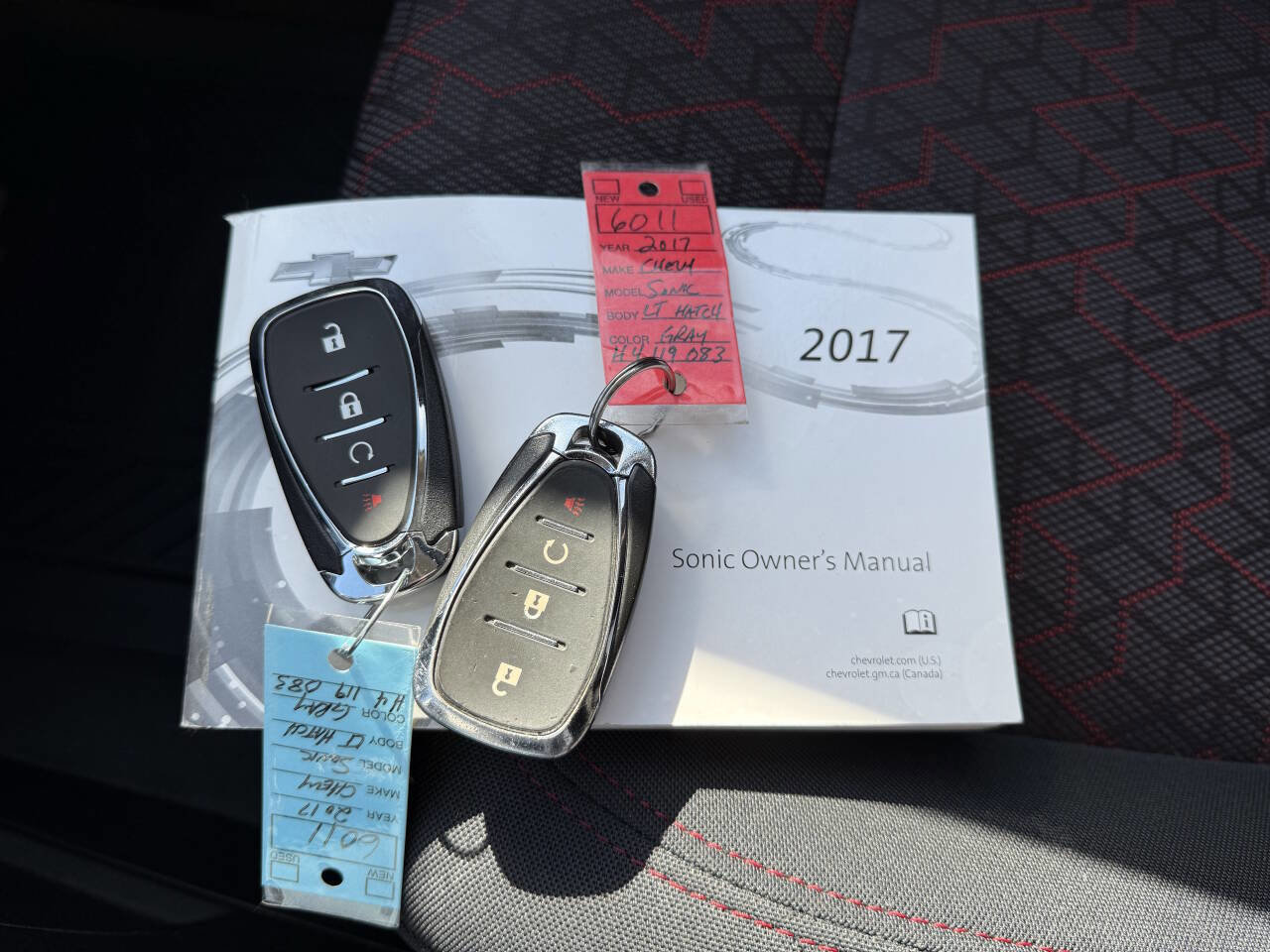 Used 2017 Chevrolet Sonic LT w/ Convenience Package FWD image 22