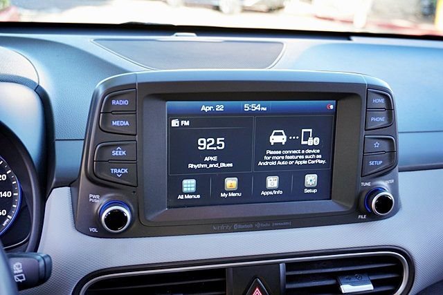 Used 2020 Hyundai Kona SEL Plus FWD image 25