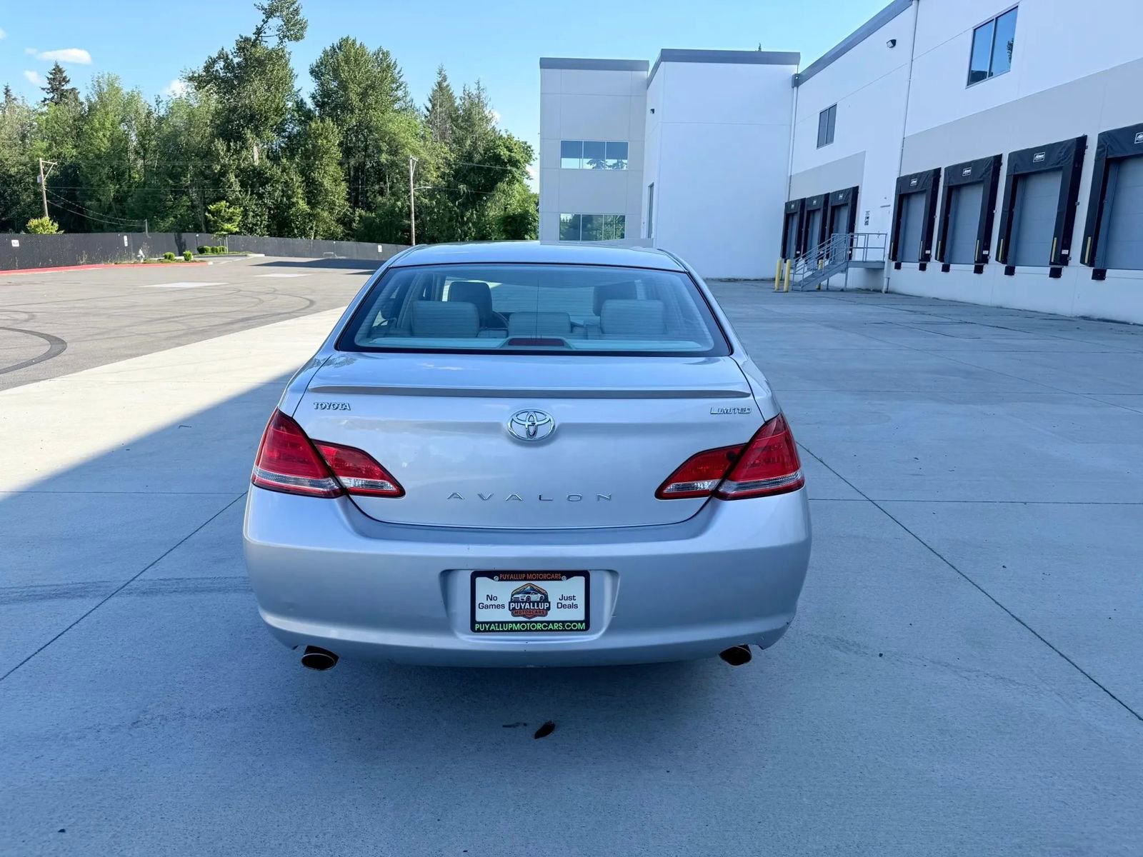 Used 2007 Toyota Avalon Limited FWD image 4