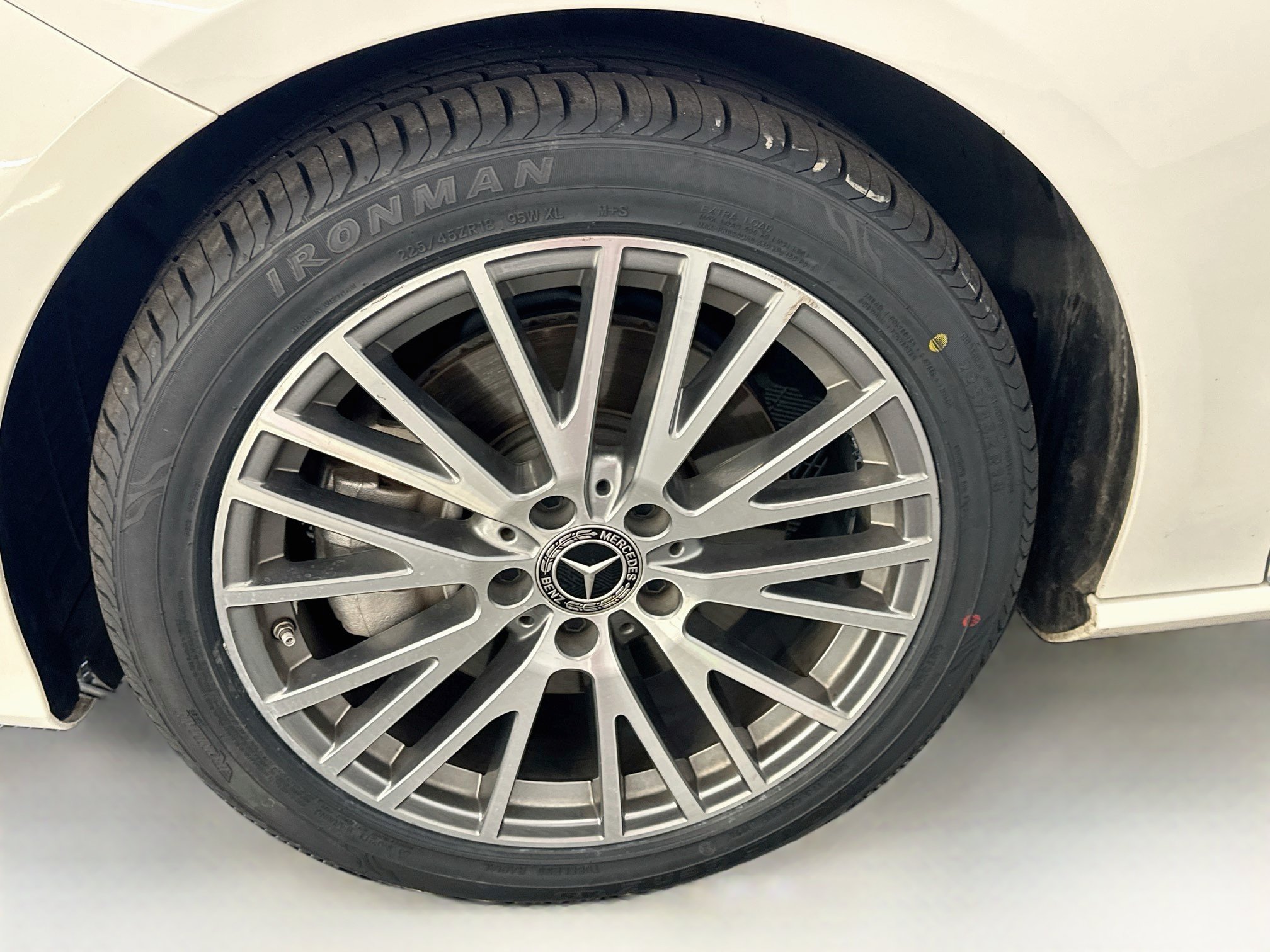 Used 2025 Mercedes-Benz CLA 250 4MATIC image 11