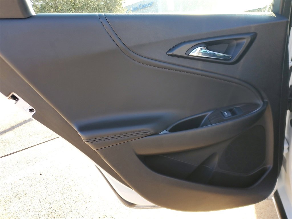 Used 2024 Chevrolet Malibu LT image 12