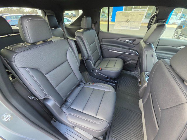 New 2026 Chevrolet Traverse LT image 14