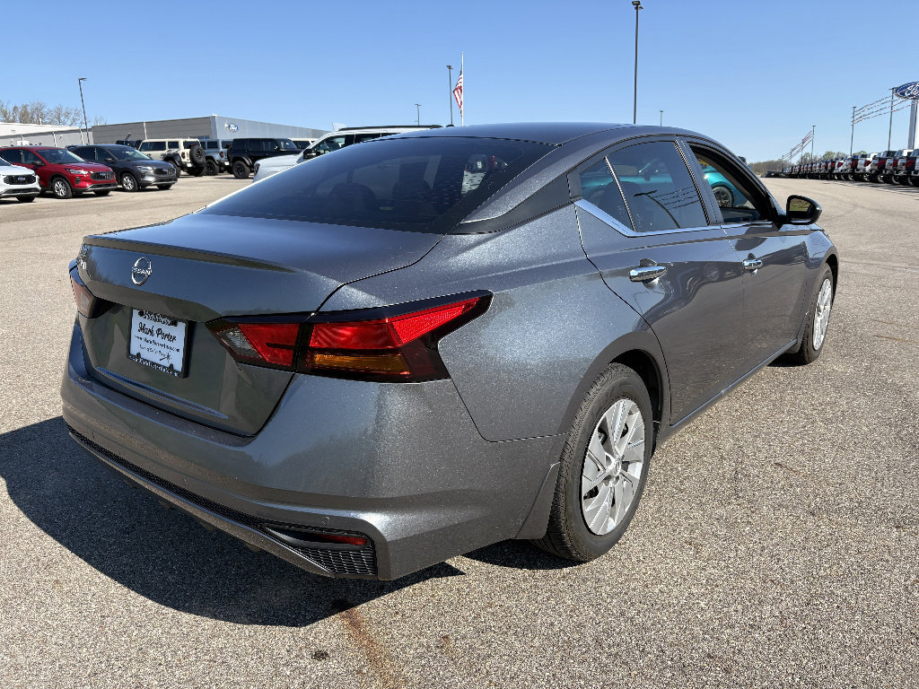 Used 2023 Nissan Altima 2.5 S FWD image 5