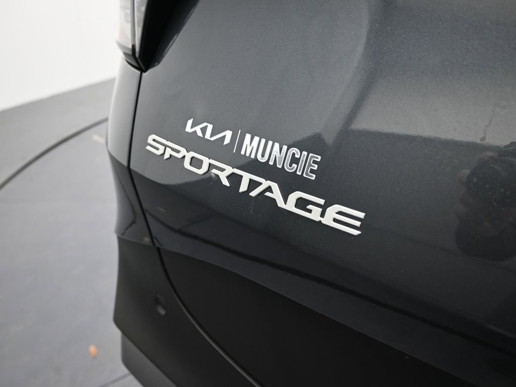 New 2026 Kia Sportage EX image 10