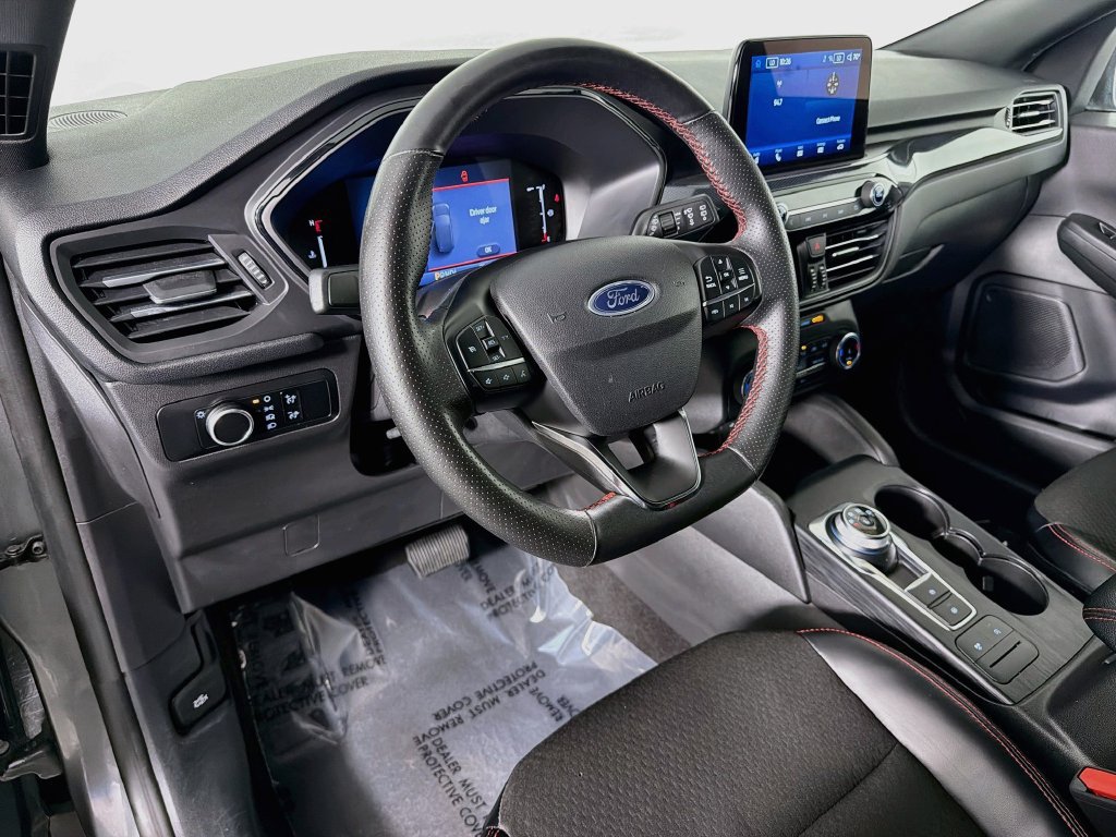 Used 2025 Ford Escape ST-Line FWD image 9
