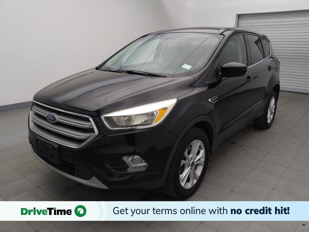 Used 2017 Ford Escape SE image 1