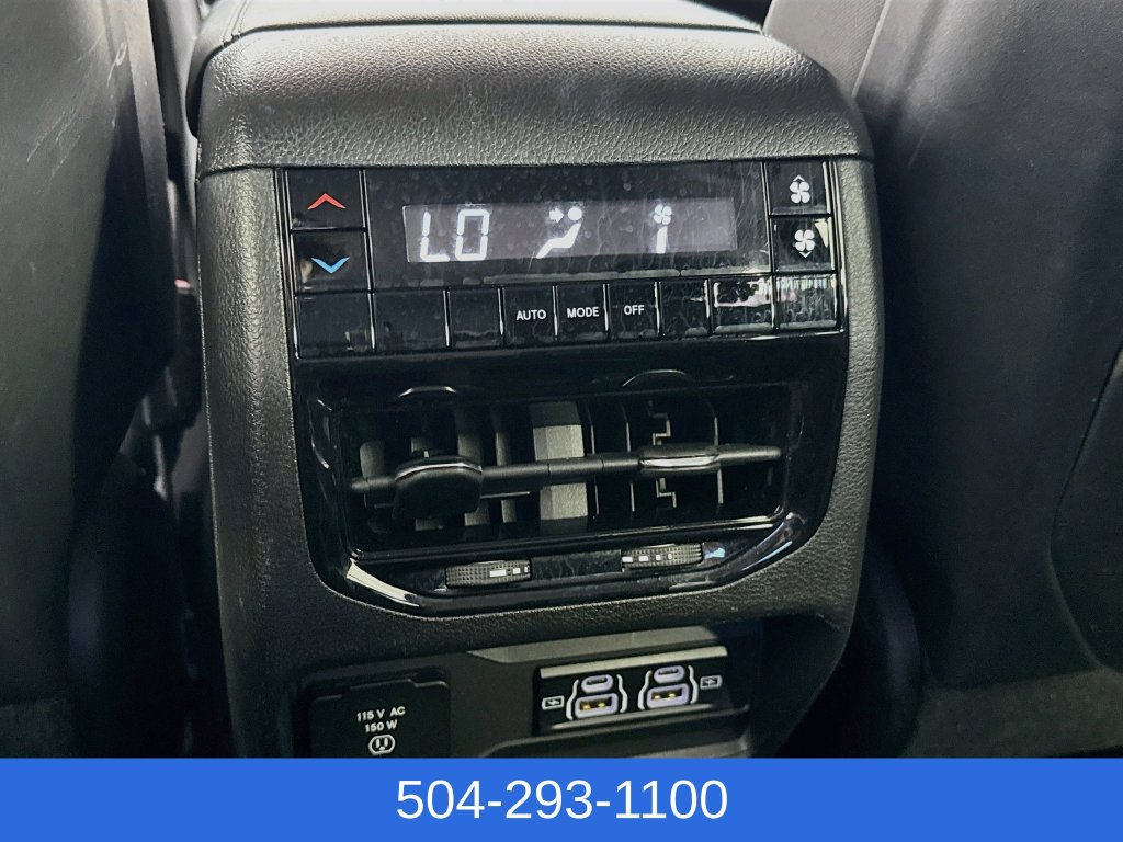 Used 2022 Jeep Grand Cherokee L Laredo w/ Luxury Tech Group I RWD image 26