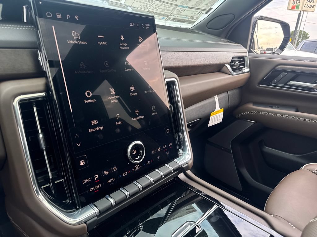 New 2026 GMC Yukon Denali Ultimate AWD/4WD image 19