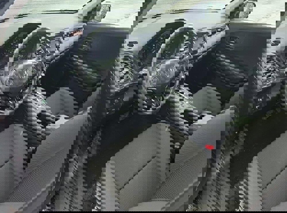 Used 2019 Honda HR-V LX image 9