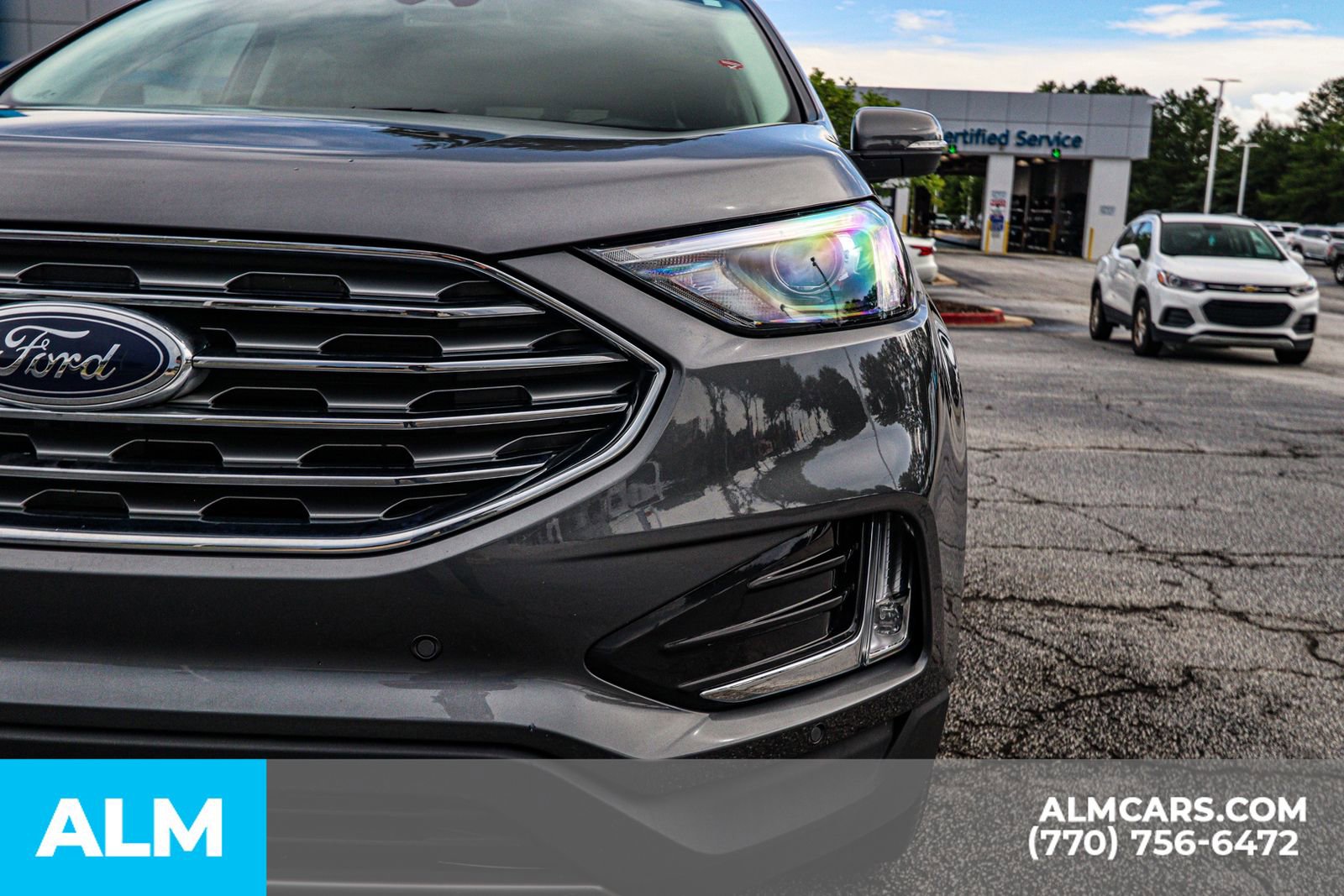 Used 2024 Ford Edge Titanium image 19