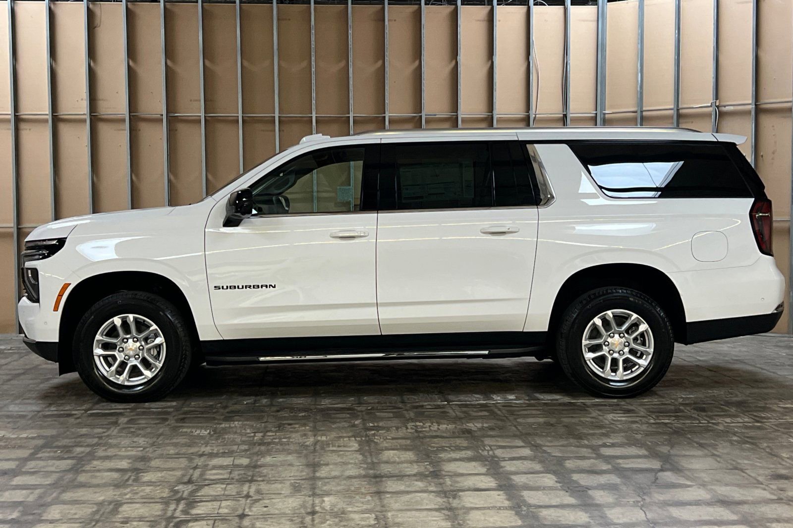 New 2026 Chevrolet Suburban LS w/ LPO, Dark Essentials Package AWD/4WD image 7