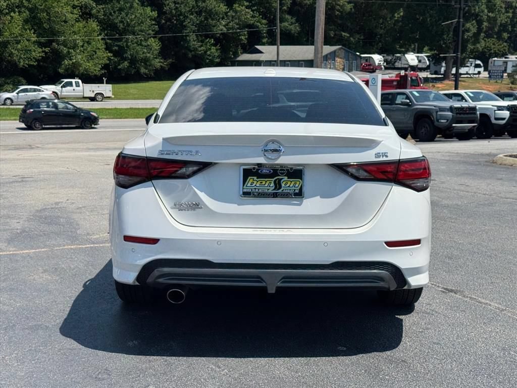 Certified 2021 Nissan Sentra SR w/ Lighting Package FWD image 4