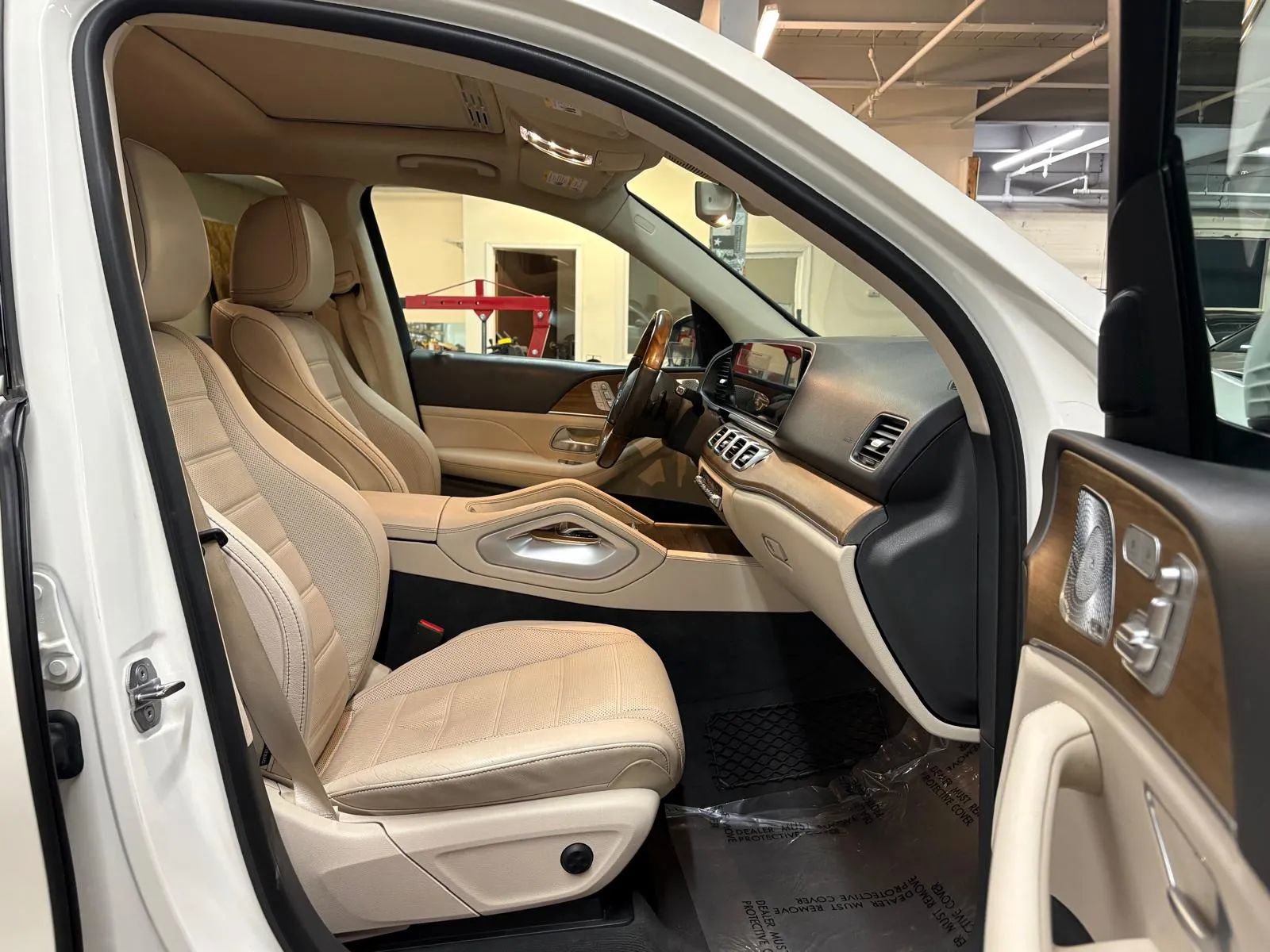 Used 2020 Mercedes-Benz GLE 350 4MATIC image 19