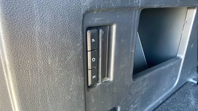 Used 2024 Ford Expedition XLT AWD/4WD image 32