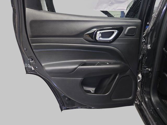 New 2025 Jeep Compass Limited w/ High Altitude Package image 17