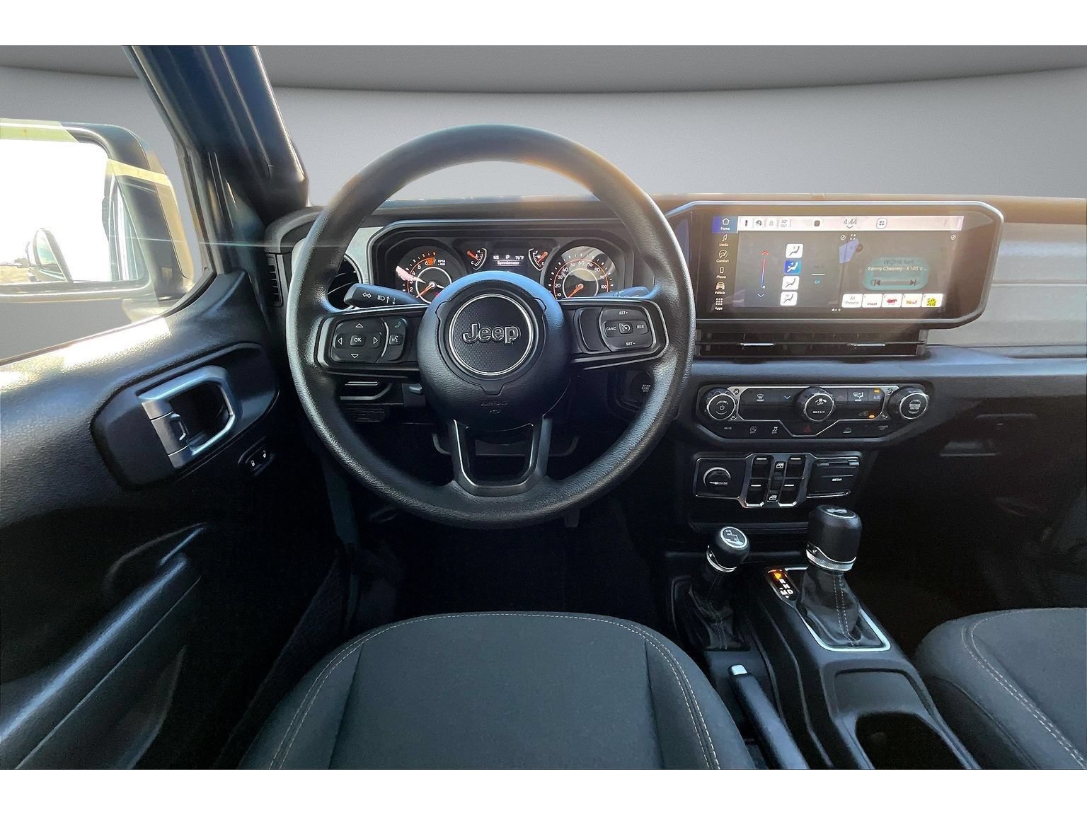 Used 2026 Jeep Wrangler Unlimited Sport AWD/4WD image 8