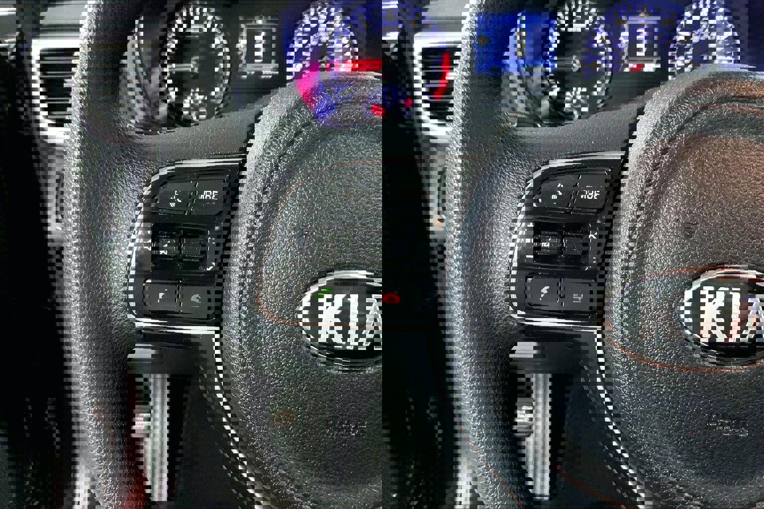 Used 2017 Kia Optima LX image 18