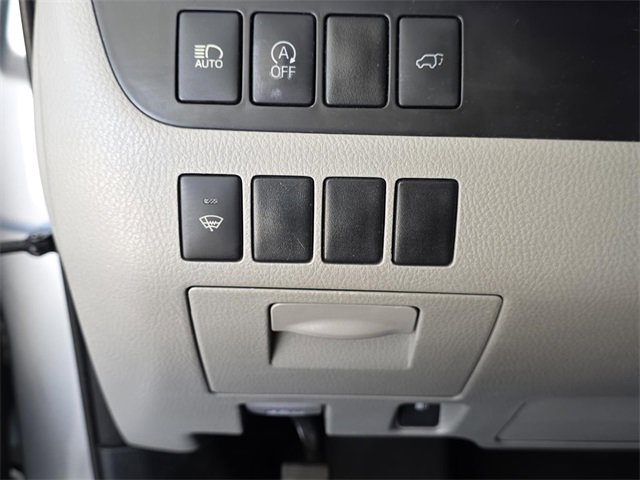 Used 2018 Toyota Highlander Plus image 24