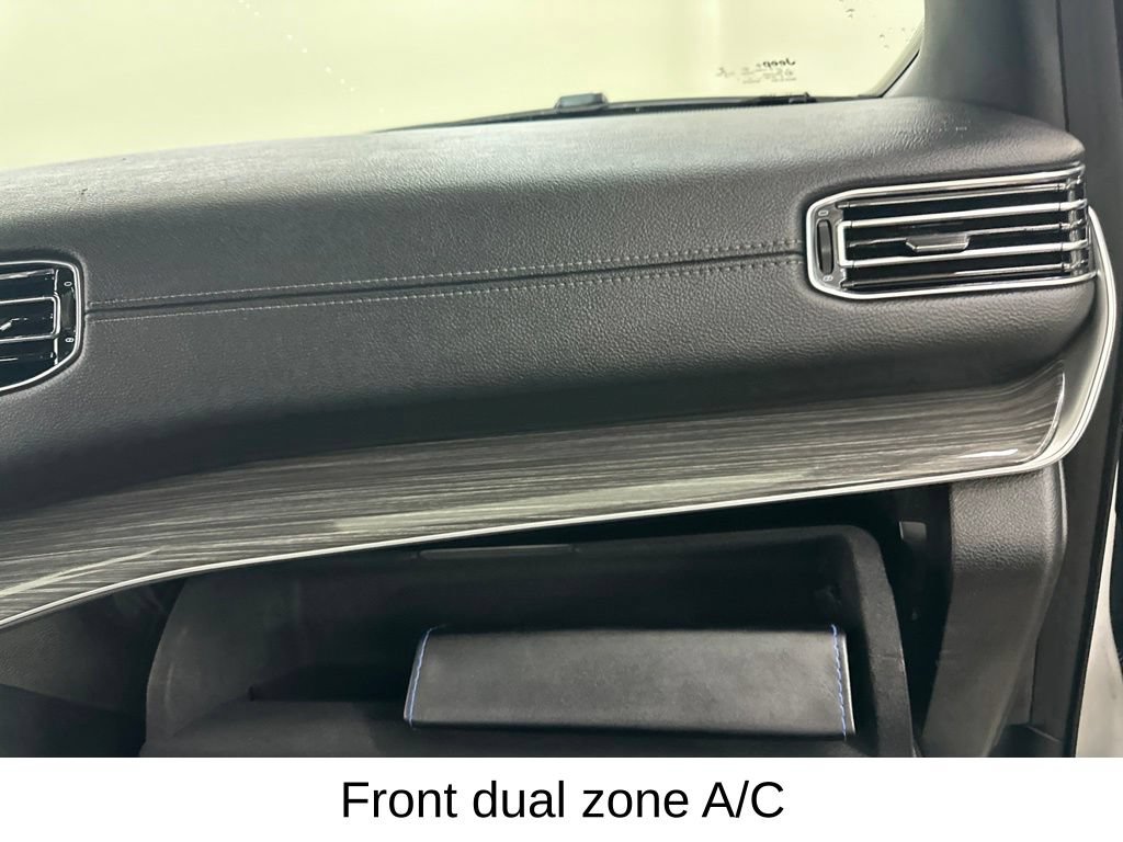 Used 2022 Jeep Wagoneer Series II AWD/4WD image 24