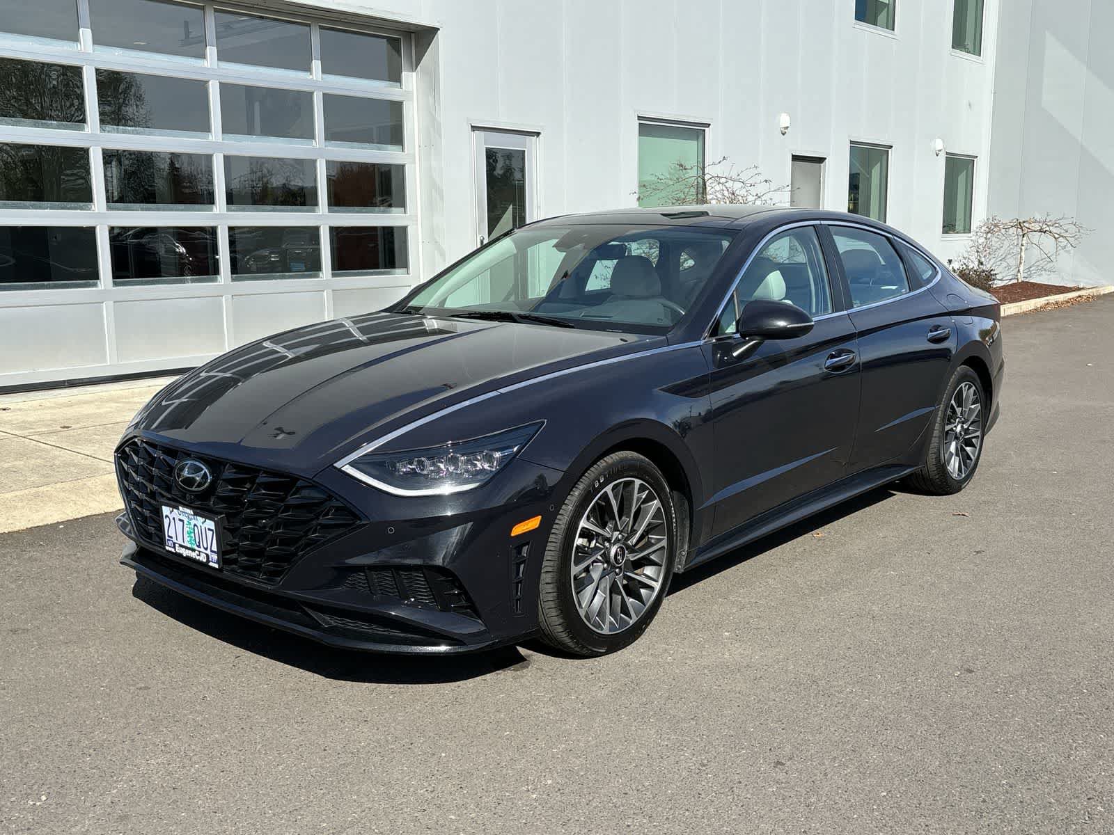 Used 2023 Hyundai Sonata Limited FWD video 1