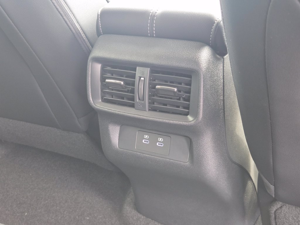 New 2026 Nissan Murano SV AWD/4WD image 15