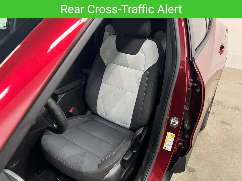 Certified 2024 Chevrolet Trax RS w/ Driver Confidence Package FWD image 30