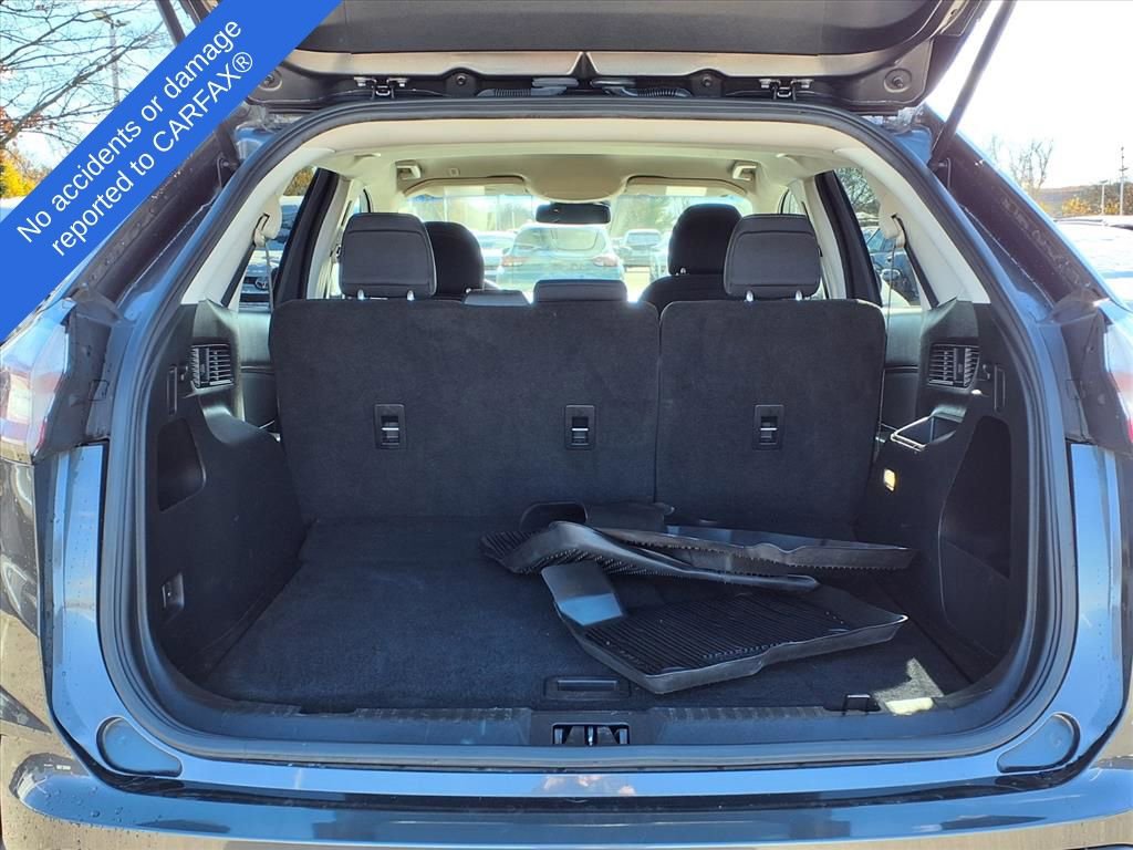 Used 2019 Ford Edge SE image 11