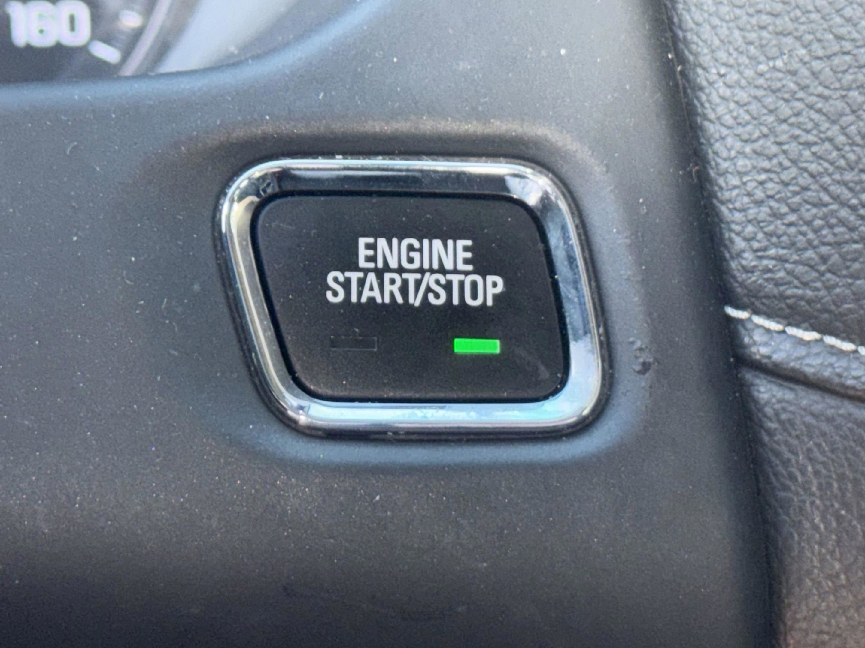 Used 2023 GMC Acadia SLE image 27