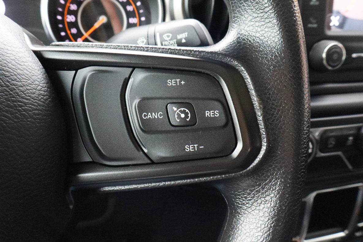 Used 2020 Jeep Gladiator Sport image 30