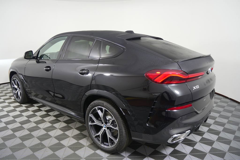 New 2026 BMW X6 xDrive40i w/ Climate Comfort Package image 6