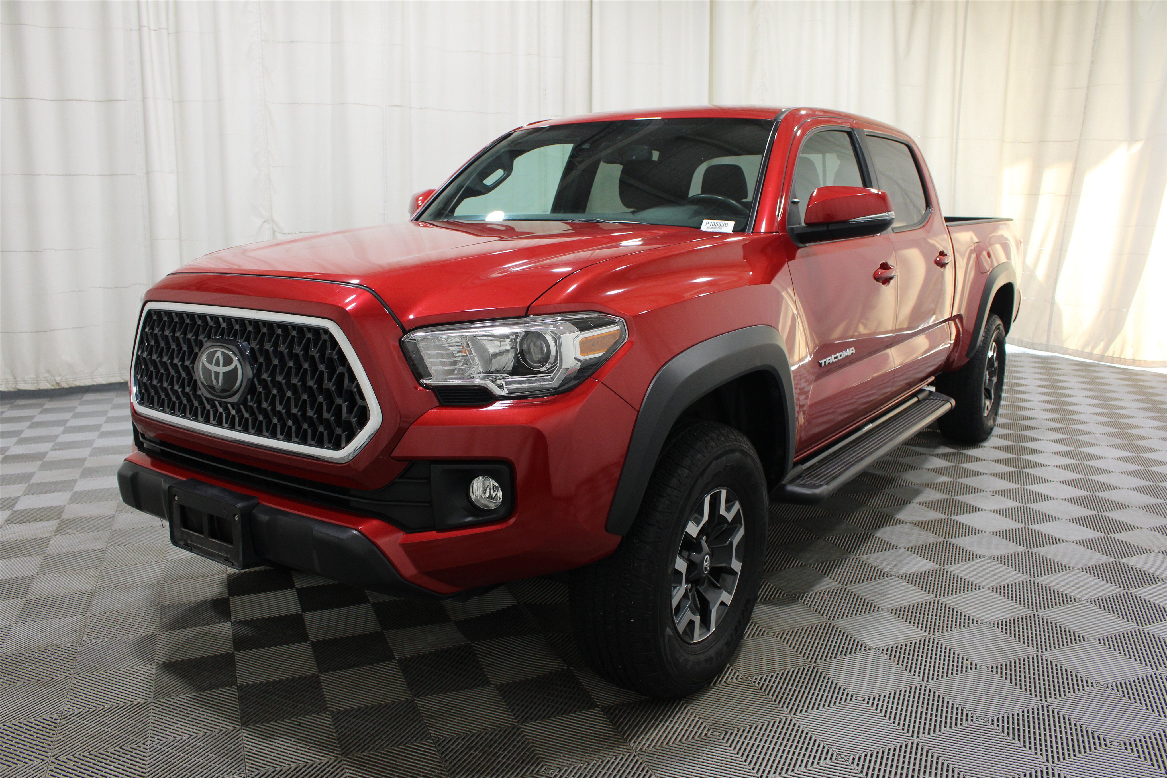 Used 2018 Toyota Tacoma TRD Off-Road w/ Technology Package AWD/4WD image 33