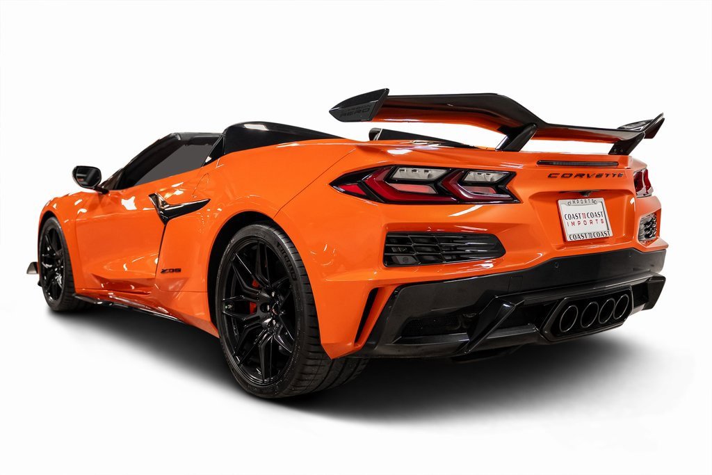 Used 2025 Chevrolet Corvette Z06 w/ Stealth Interior Trim Package image 3