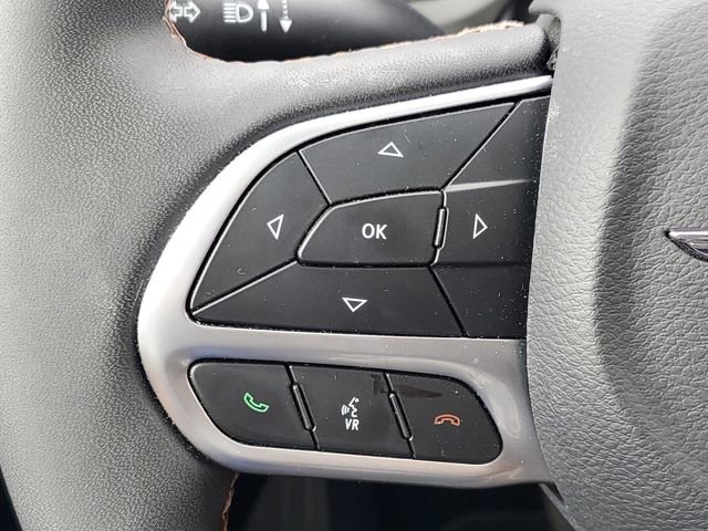 Used 2026 Chrysler Pacifica Pinnacle FWD image 17