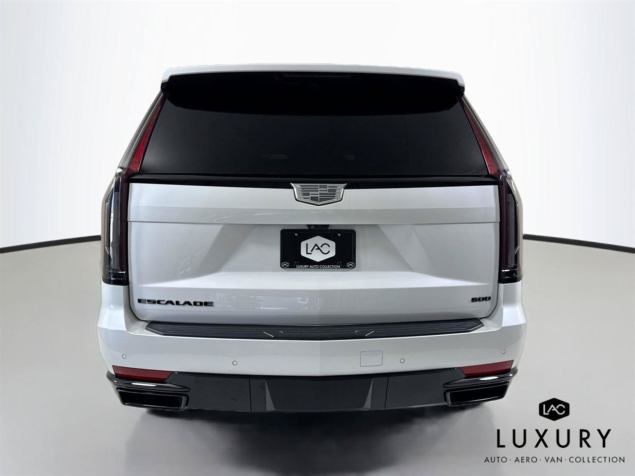Used 2023 Cadillac Escalade Sport Platinum AWD/4WD image 7