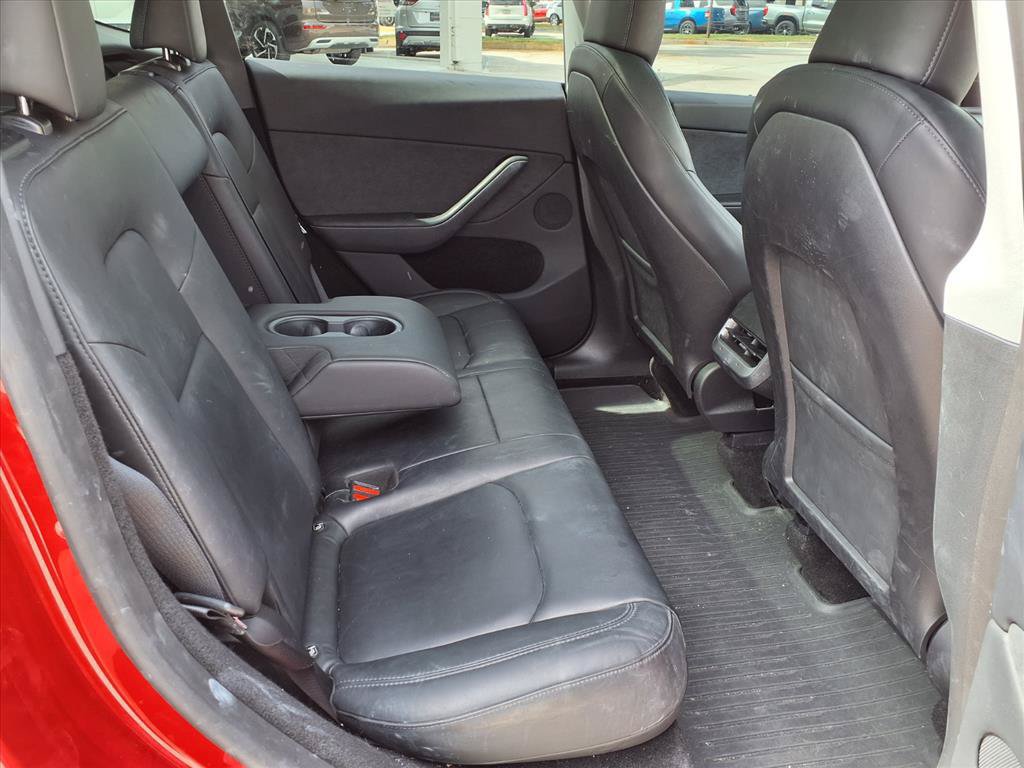 Used 2024 Tesla Model Y Long Range AWD/4WD image 10