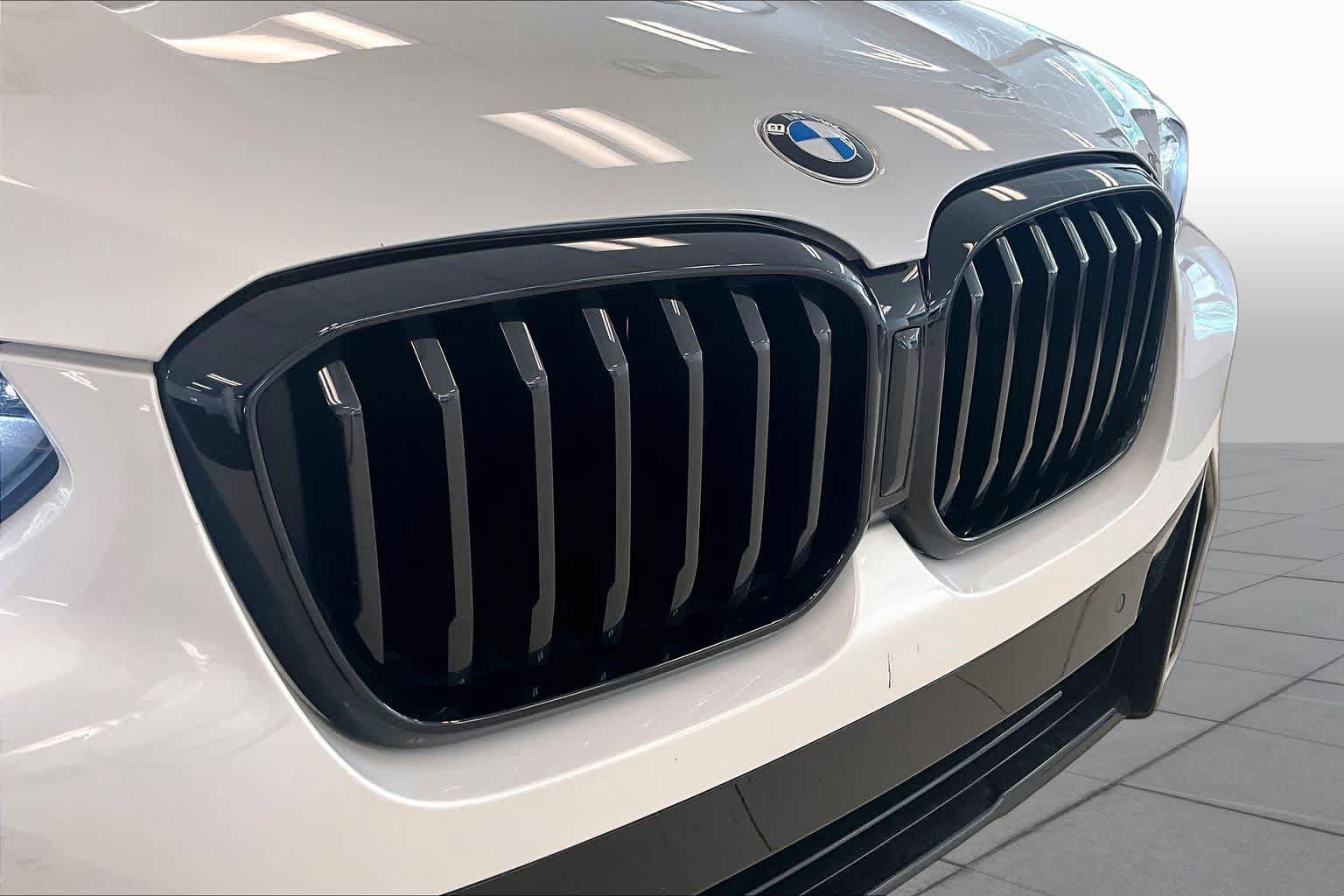Used 2022 BMW X3 xDrive30i w/ M Sport Package 2 AWD/4WD image 28