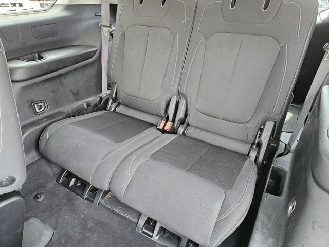 Used 2024 Jeep Grand Cherokee L Laredo w/ MOPAR Finishing Package AWD/4WD image 31