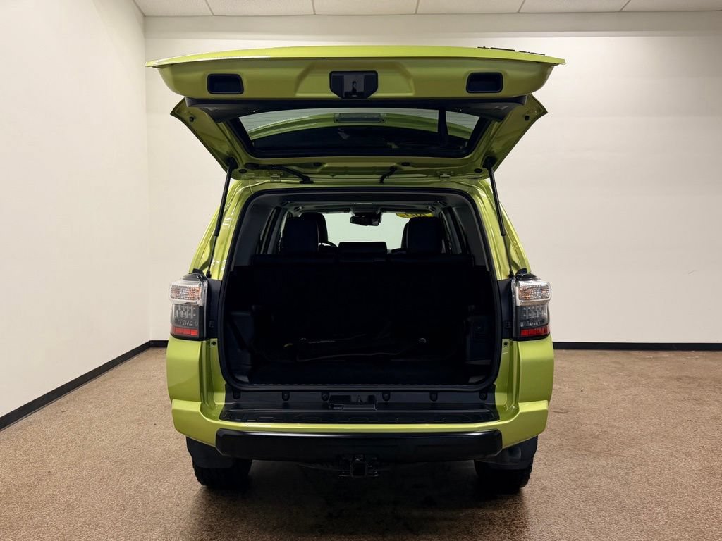 Used 2022 Toyota 4Runner TRD Pro AWD/4WD image 5