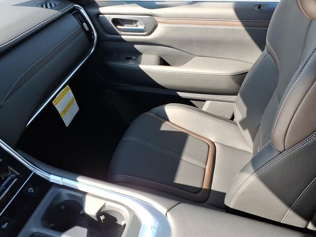 New 2026 Nissan Armada SL image 22