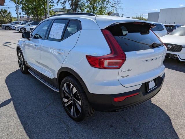 Certified 2023 Volvo XC40 B5 Plus w/ Driver Assist Package image 7