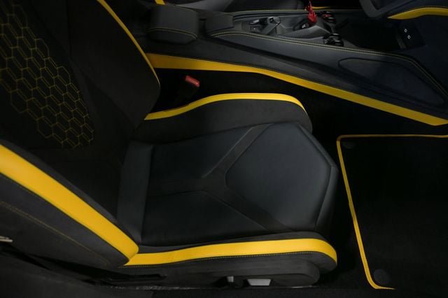 Used 2024 Lamborghini Revuelto AWD/4WD image 41