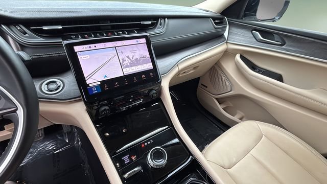 Used 2021 Jeep Grand Cherokee L Limited image 25