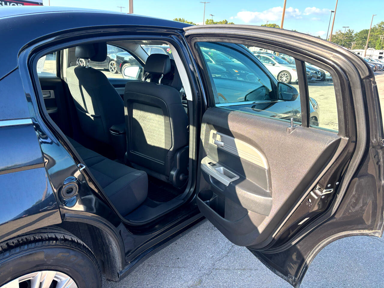 Used 2010 Chrysler Sebring Touring image 11