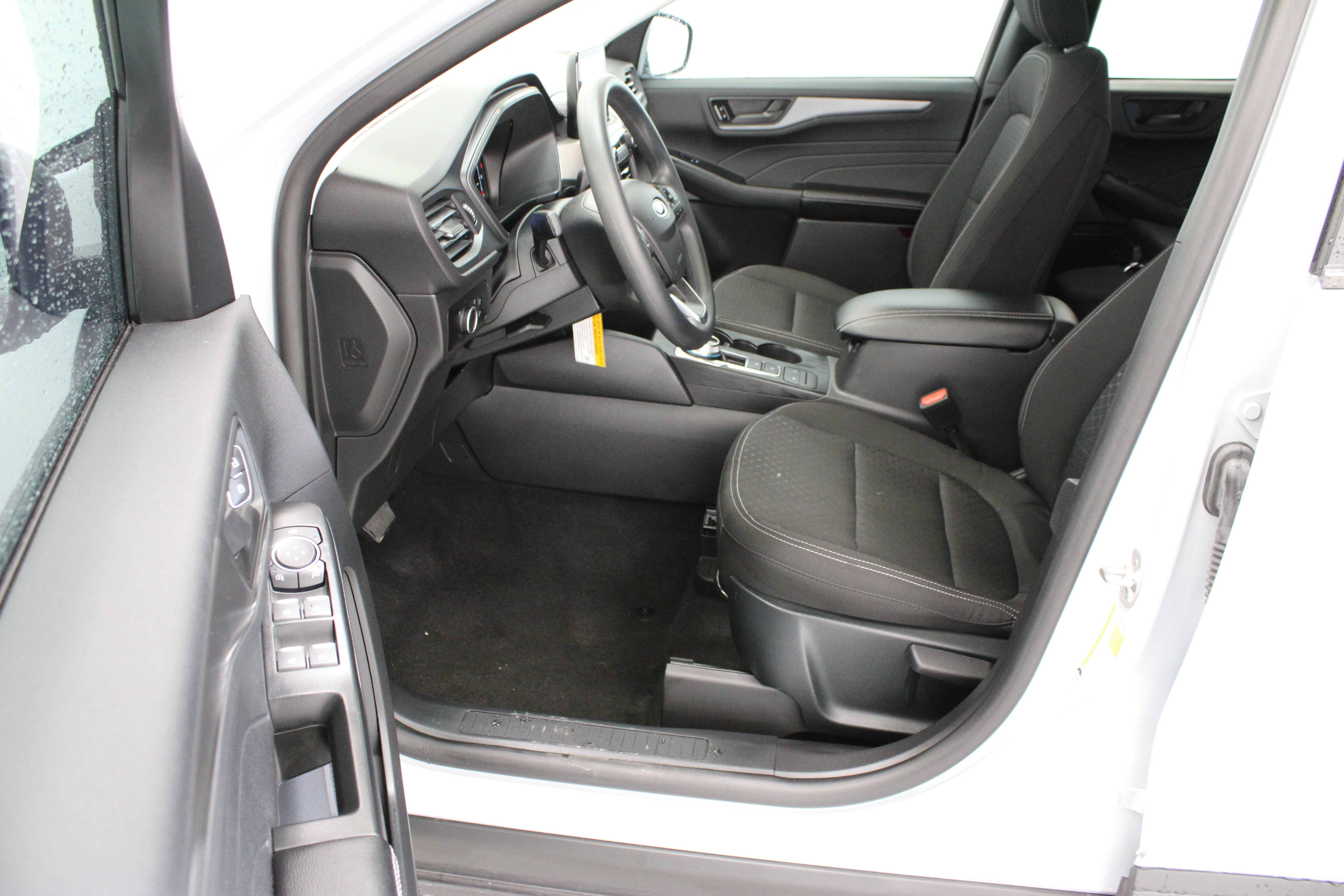 Used 2025 Ford Escape Active FWD image 14