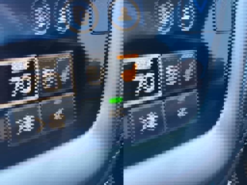 New 2025 Subaru Outback Touring XT image 28